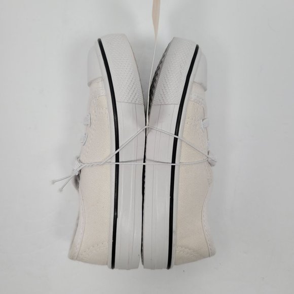 Hildie & Jo Dyeable Kid's White Canvas Shoes US Size 9/10 NWT - Picture 7 of 9